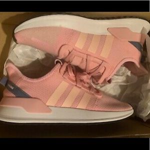 Adidas U Path Run Women’s Size 9 - NEW WITH TAG